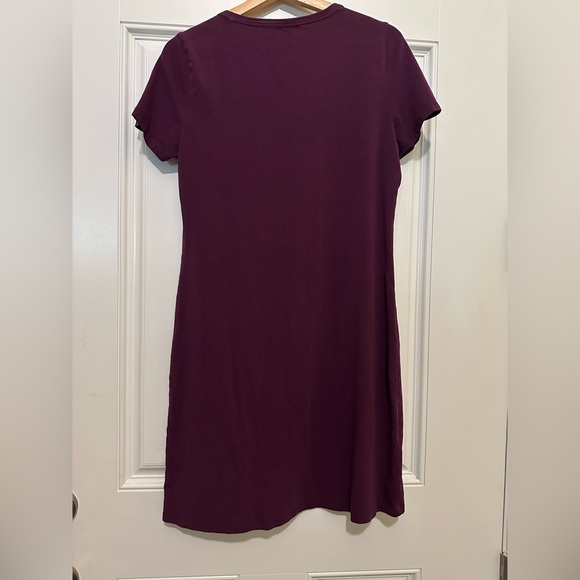 Calvin Klein T-Shirt Dress - Size Medium - Picture 4 of 4